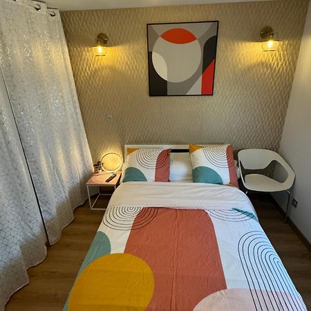 Chambre Privee/Climatisee+Tv /Petit Dejeuner Inclu/Tout Confort 讷韦尔 外观 照片