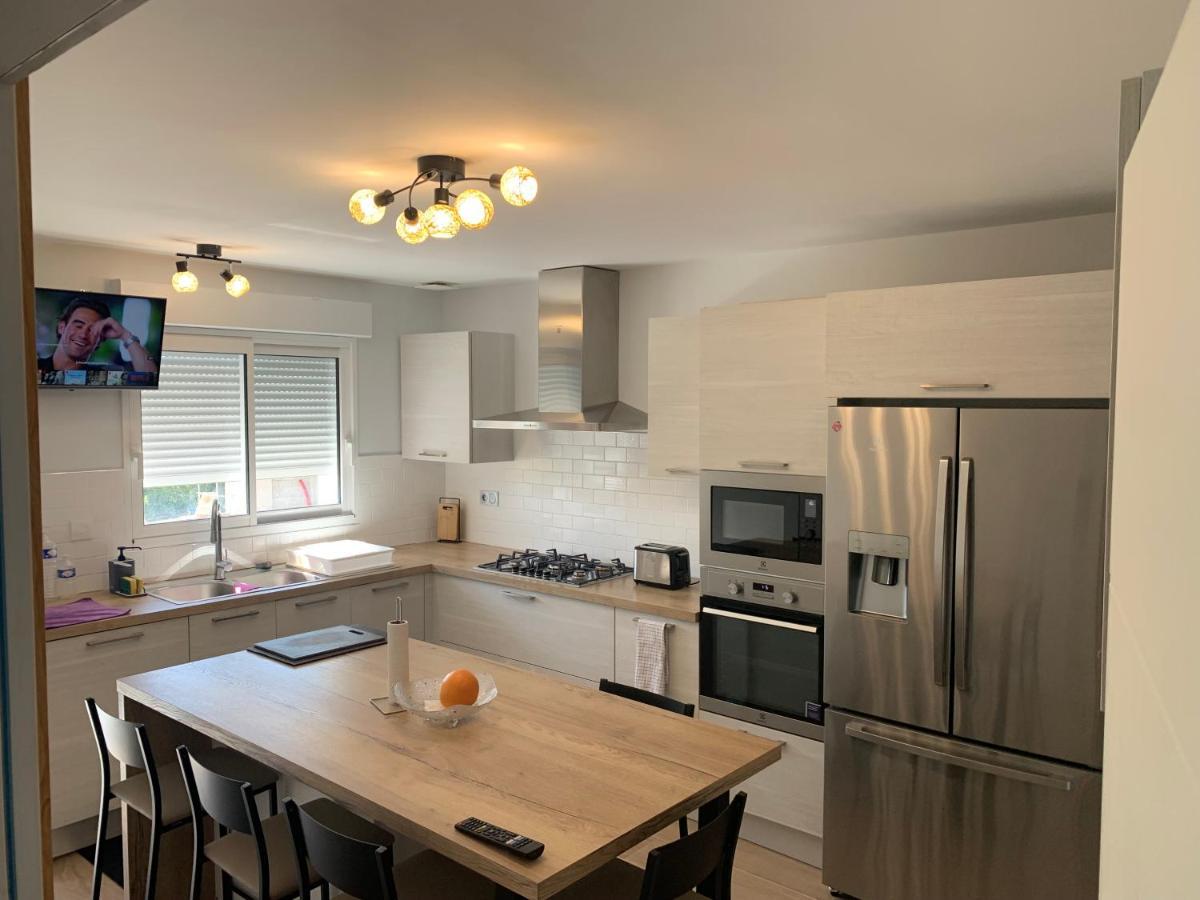Chambre Privee/Climatisee+Tv /Petit Dejeuner Inclu/Tout Confort 讷韦尔 外观 照片